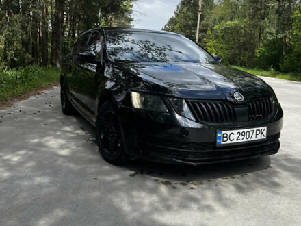 Шкода Октавия 2017 в Славуте на Automoto.ua Черный Шкода Октавия, объемом двигателя 1.6 л и пробегом 305 тыс. км за 9550 $, фото 1 на Automoto.ua