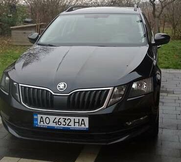Шкода Октавия 2017 в Чопе на Automoto.ua Черный Шкода Октавия, объемом двигателя 0 л и пробегом 223 тыс. км за 13000 $, фото 1 на Automoto.ua