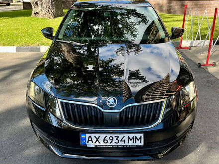 Чорний Шкода Октавія, об'ємом двигуна 1.8 л та пробігом 122 тис. км за 15000 $, фото 1 на Automoto.ua