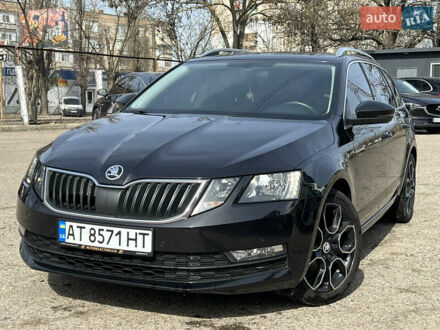 Шкода Октавия 2018 в Николаеве на Automoto.ua Черный Шкода Октавия, объемом двигателя 1.6 л и пробегом 321 тыс. км за 14100 $, фото 1 на Automoto.ua