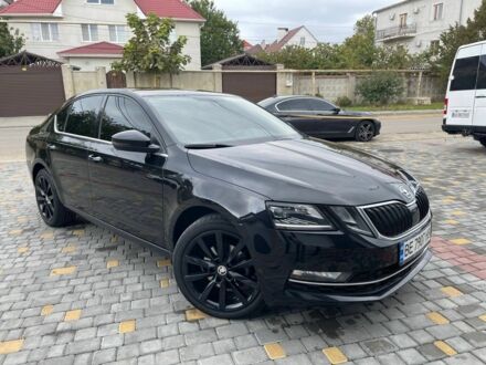 Шкода Октавия 2018 в Одессе на Automoto.ua Черный Шкода Октавия, объемом двигателя 2 л и пробегом 240 тыс. км за 14999 $, фото 1 на Automoto.ua