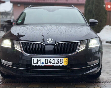 Черный Шкода Октавия, объемом двигателя 2 л и пробегом 204 тыс. км за 16999 $, фото 1 на Automoto.ua