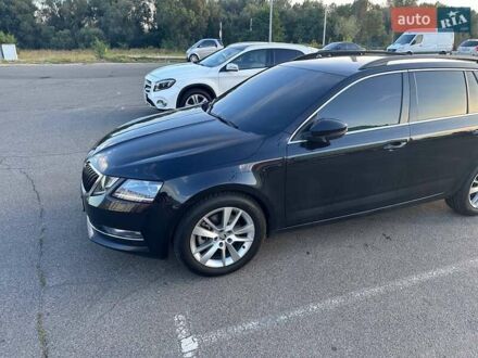 Шкода Октавия 2018 в Киеве на Automoto.ua Черный Шкода Октавия, объемом двигателя 1.97 л и пробегом 269 тыс. км за 16999 $, фото 1 на Automoto.ua