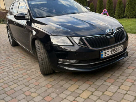 Черный Шкода Октавия, объемом двигателя 1.97 л и пробегом 247 тыс. км за 17500 $, фото 1 на Automoto.ua