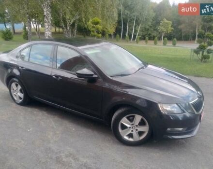 Чорний Шкода Октавія, об'ємом двигуна 1.6 л та пробігом 210 тис. км за 11900 $, фото 1 на Automoto.ua