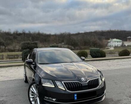 Черный Шкода Октавия, объемом двигателя 2 л и пробегом 253 тыс. км за 18000 $, фото 1 на Automoto.ua
