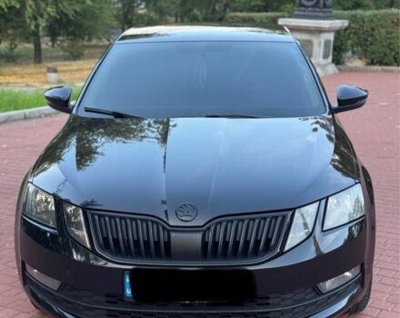 Чорний Шкода Октавія, об'ємом двигуна 1.6 л та пробігом 194 тис. км за 15000 $, фото 1 на Automoto.ua