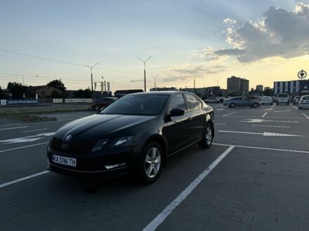 Черный Шкода Октавия, объемом двигателя 1.8 л и пробегом 236 тыс. км за 13525 $, фото 1 на Automoto.ua