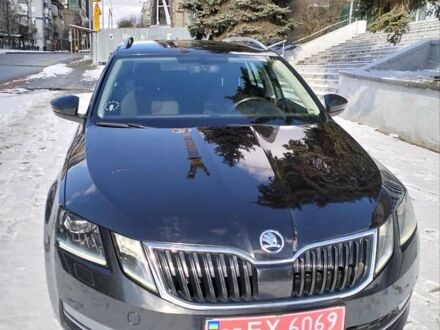 Шкода Октавія 2020 у Києві на Automoto.ua Чорний Шкода Октавія, об'ємом двигуна 2 л та пробігом 231 тис. км за 16900 $, фото 1 на Automoto.ua
