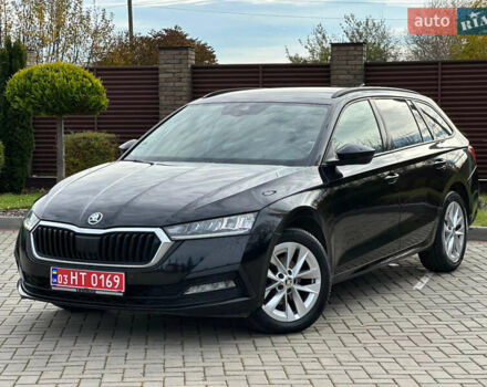 Черный Шкода Октавия, объемом двигателя 2 л и пробегом 275 тыс. км за 17999 $, фото 1 на Automoto.ua