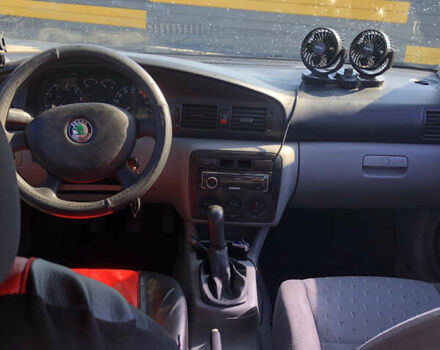 Фіолетовий Шкода Октавія, об'ємом двигуна 1.6 л та пробігом 347 тис. км за 2500 $, фото 4 на Automoto.ua