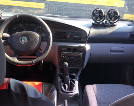 Фіолетовий Шкода Октавія, об'ємом двигуна 1.6 л та пробігом 347 тис. км за 2500 $, фото 5 на Automoto.ua