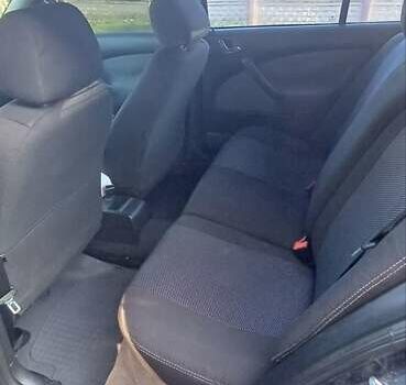 Фиолетовый Шкода Октавия, объемом двигателя 1.6 л и пробегом 305 тыс. км за 3500 $, фото 5 на Automoto.ua