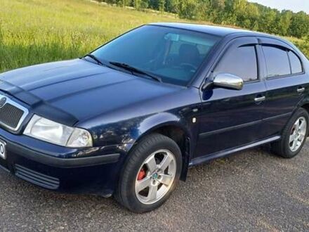Шкода Октавия 2003 в Жовкве на Automoto.ua Фиолетовый Шкода Октавия, объемом двигателя 1.6 л и пробегом 305 тыс. км за 4200 $, фото 1 на Automoto.ua