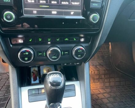 Коричневий Шкода Октавія, об'ємом двигуна 0 л та пробігом 270 тис. км за 13250 $, фото 3 на Automoto.ua