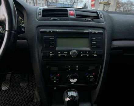 Коричневый Шкода Октавия, объемом двигателя 1.9 л и пробегом 330 тыс. км за 4100 $, фото 9 на Automoto.ua