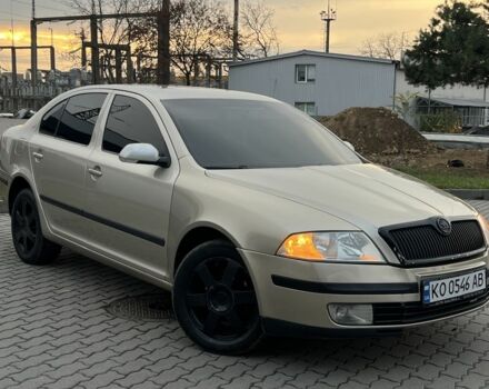 Коричневый Шкода Октавия, объемом двигателя 1.9 л и пробегом 330 тыс. км за 4100 $, фото 1 на Automoto.ua