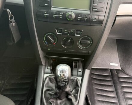 Коричневый Шкода Октавия, объемом двигателя 2 л и пробегом 290 тыс. км за 3150 $, фото 11 на Automoto.ua