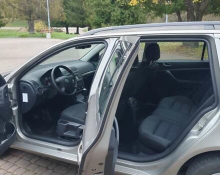 Шкода Октавія 2008 у Рівному на Automoto.ua Коричневий Шкода Октавія, об'ємом двигуна 1.6 л та пробігом 251 тис. км за 6650 $, фото 28 на Automoto.ua