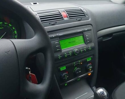 Шкода Октавія 2008 у Рівному на Automoto.ua Коричневий Шкода Октавія, об'ємом двигуна 1.6 л та пробігом 251 тис. км за 6650 $, фото 40 на Automoto.ua