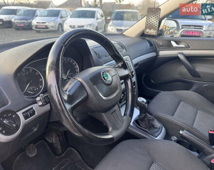 Коричневый Шкода Октавия, объемом двигателя 1.8 л и пробегом 210 тыс. км за 7490 $, фото 46 на Automoto.ua