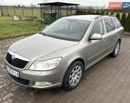 Коричневый Шкода Октавия, объемом двигателя 1.6 л и пробегом 281 тыс. км за 7200 $, фото 1 на Automoto.ua