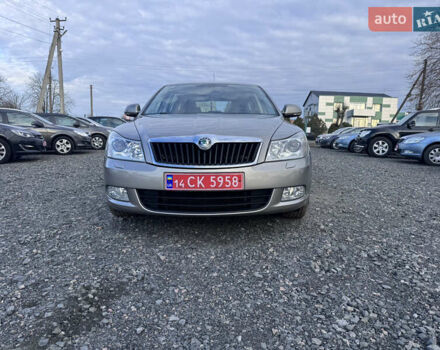 Коричневый Шкода Октавия, объемом двигателя 1.8 л и пробегом 210 тыс. км за 7490 $, фото 5 на Automoto.ua