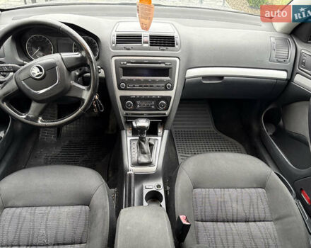 Коричневый Шкода Октавия, объемом двигателя 1.6 л и пробегом 281 тыс. км за 7200 $, фото 18 на Automoto.ua