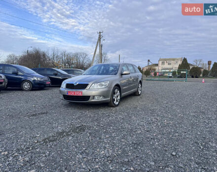 Коричневый Шкода Октавия, объемом двигателя 1.8 л и пробегом 210 тыс. км за 7490 $, фото 1 на Automoto.ua