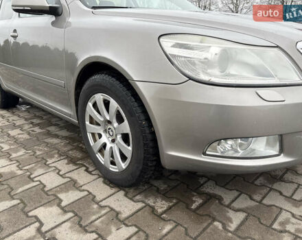 Коричневый Шкода Октавия, объемом двигателя 1.6 л и пробегом 281 тыс. км за 7200 $, фото 12 на Automoto.ua