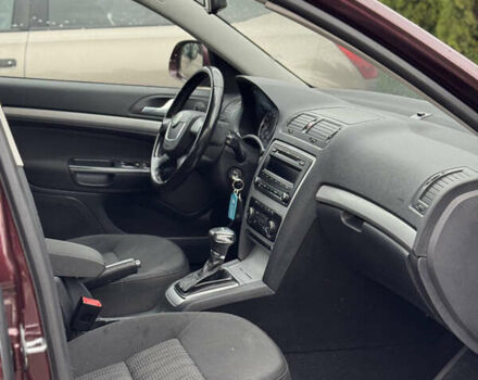 Шкода Октавия 2011 в Надворной на Automoto.ua Коричневый Шкода Октавия, объемом двигателя 1.6 л и пробегом 260 тыс. км за 7499 $, фото 26 на Automoto.ua