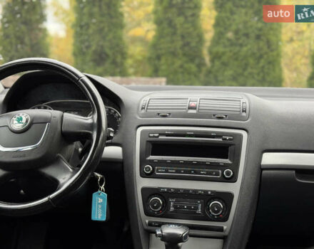 Шкода Октавия 2011 в Надворной на Automoto.ua Коричневый Шкода Октавия, объемом двигателя 1.6 л и пробегом 260 тыс. км за 7499 $, фото 30 на Automoto.ua