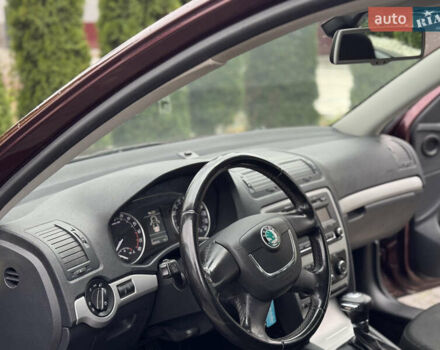 Шкода Октавия 2011 в Надворной на Automoto.ua Коричневый Шкода Октавия, объемом двигателя 1.6 л и пробегом 260 тыс. км за 7499 $, фото 24 на Automoto.ua