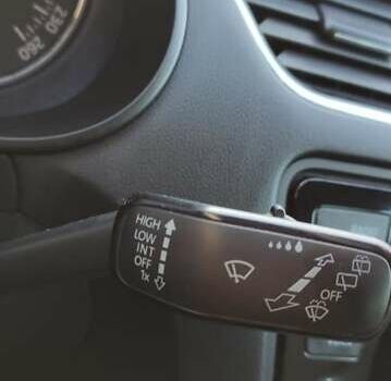 Коричневый Шкода Октавия, объемом двигателя 1.6 л и пробегом 305 тыс. км за 8500 $, фото 11 на Automoto.ua