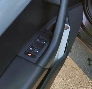 Коричневый Шкода Октавия, объемом двигателя 1.6 л и пробегом 305 тыс. км за 8500 $, фото 4 на Automoto.ua