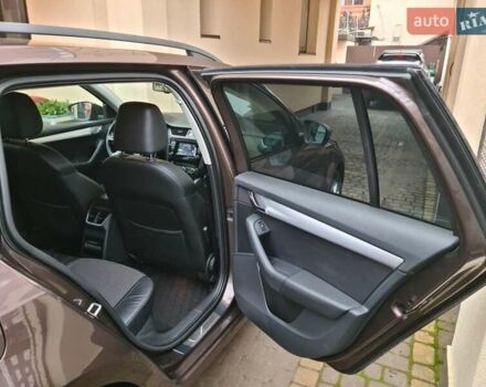 Коричневый Шкода Октавия, объемом двигателя 1.97 л и пробегом 256 тыс. км за 10900 $, фото 5 на Automoto.ua