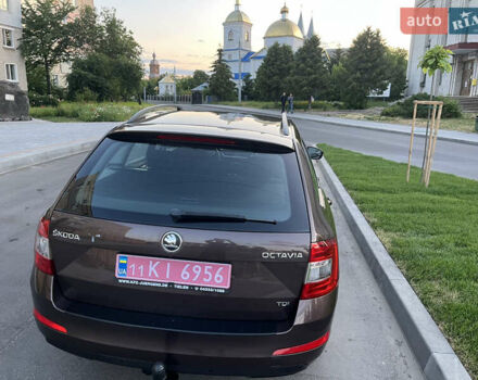 Коричневый Шкода Октавия, объемом двигателя 1.6 л и пробегом 178 тыс. км за 10400 $, фото 6 на Automoto.ua