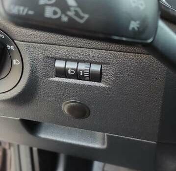 Коричневый Шкода Октавия, объемом двигателя 1.6 л и пробегом 305 тыс. км за 8500 $, фото 14 на Automoto.ua