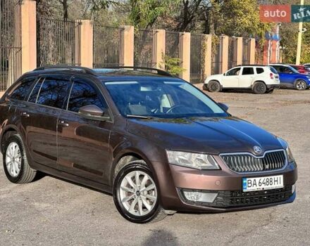 Коричневый Шкода Октавия, объемом двигателя 1.6 л и пробегом 232 тыс. км за 12200 $, фото 5 на Automoto.ua
