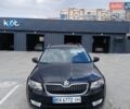Коричневый Шкода Октавия, объемом двигателя 1.6 л и пробегом 165 тыс. км за 11000 $, фото 1 на Automoto.ua