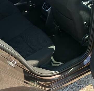 Коричневый Шкода Октавия, объемом двигателя 1.6 л и пробегом 209 тыс. км за 11500 $, фото 5 на Automoto.ua