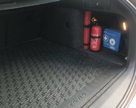 Коричневый Шкода Октавия, объемом двигателя 1.97 л и пробегом 229 тыс. км за 15900 $, фото 11 на Automoto.ua