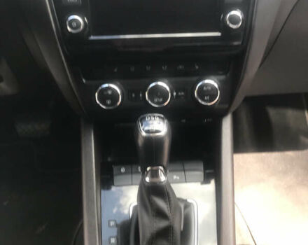 Коричневый Шкода Октавия, объемом двигателя 1.97 л и пробегом 229 тыс. км за 15900 $, фото 16 на Automoto.ua