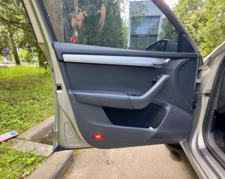Коричневий Шкода Октавія, об'ємом двигуна 0 л та пробігом 270 тис. км за 10999 $, фото 7 на Automoto.ua