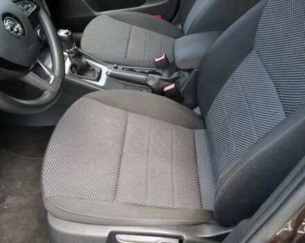 Коричневый Шкода Октавия, объемом двигателя 1.6 л и пробегом 249 тыс. км за 11900 $, фото 10 на Automoto.ua