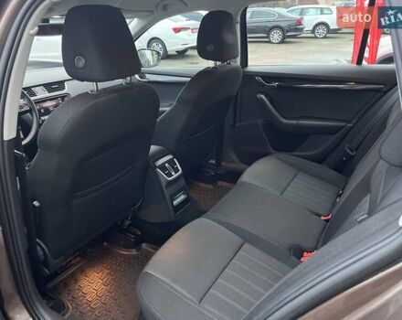 Коричневий Шкода Октавія, об'ємом двигуна 1.6 л та пробігом 103 тис. км за 18900 $, фото 25 на Automoto.ua