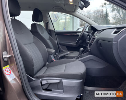 Коричневий Шкода Октавія, об'ємом двигуна 1.6 л та пробігом 103 тис. км за 18500 $, фото 29 на Automoto.ua