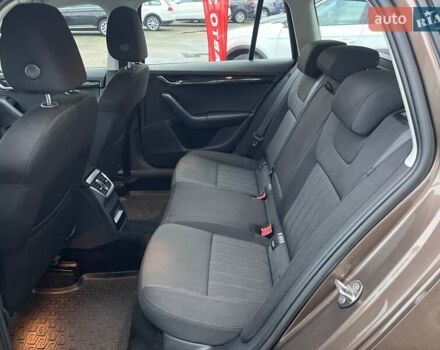 Коричневий Шкода Октавія, об'ємом двигуна 1.6 л та пробігом 103 тис. км за 18900 $, фото 24 на Automoto.ua