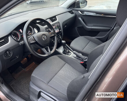 Коричневий Шкода Октавія, об'ємом двигуна 1.6 л та пробігом 103 тис. км за 18500 $, фото 7 на Automoto.ua