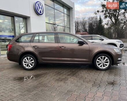 Коричневий Шкода Октавія, об'ємом двигуна 1.6 л та пробігом 103 тис. км за 18900 $, фото 7 на Automoto.ua